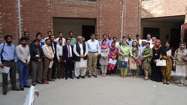 Group picture of participants